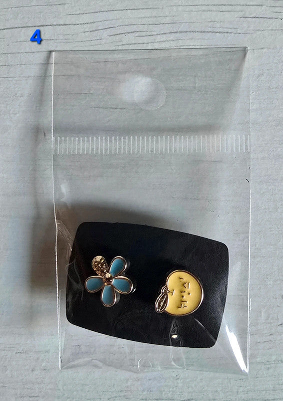 Ansteck Pins 2er Set OVP Apfel/ Blume