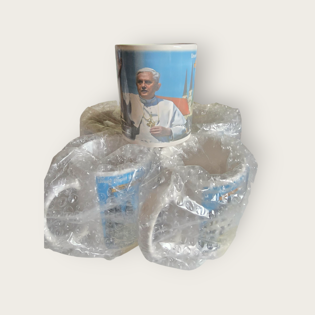Set Wandteller + 5 Kaffeetassen  Unser Papst
