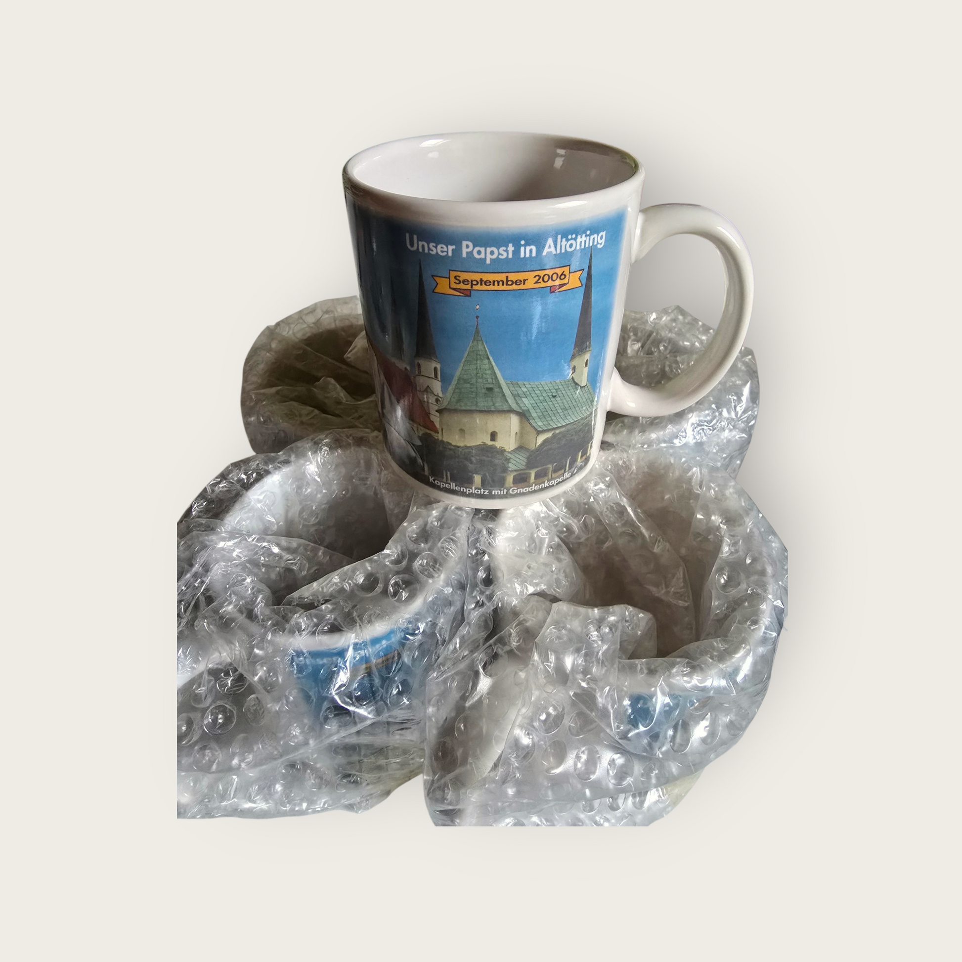 Set Wandteller + 5 Kaffeetassen  Unser Papst